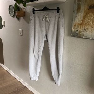 LOW PRICE MOVING- LULULEMON GREY MENS SWEATPANTS JOGGERS